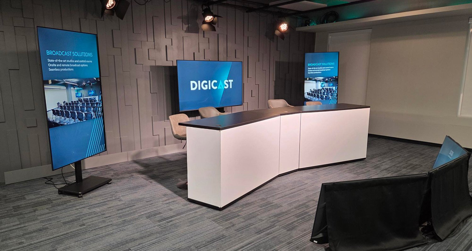 Studio Yonge aménagé pour une webdiffusion professionnelle.