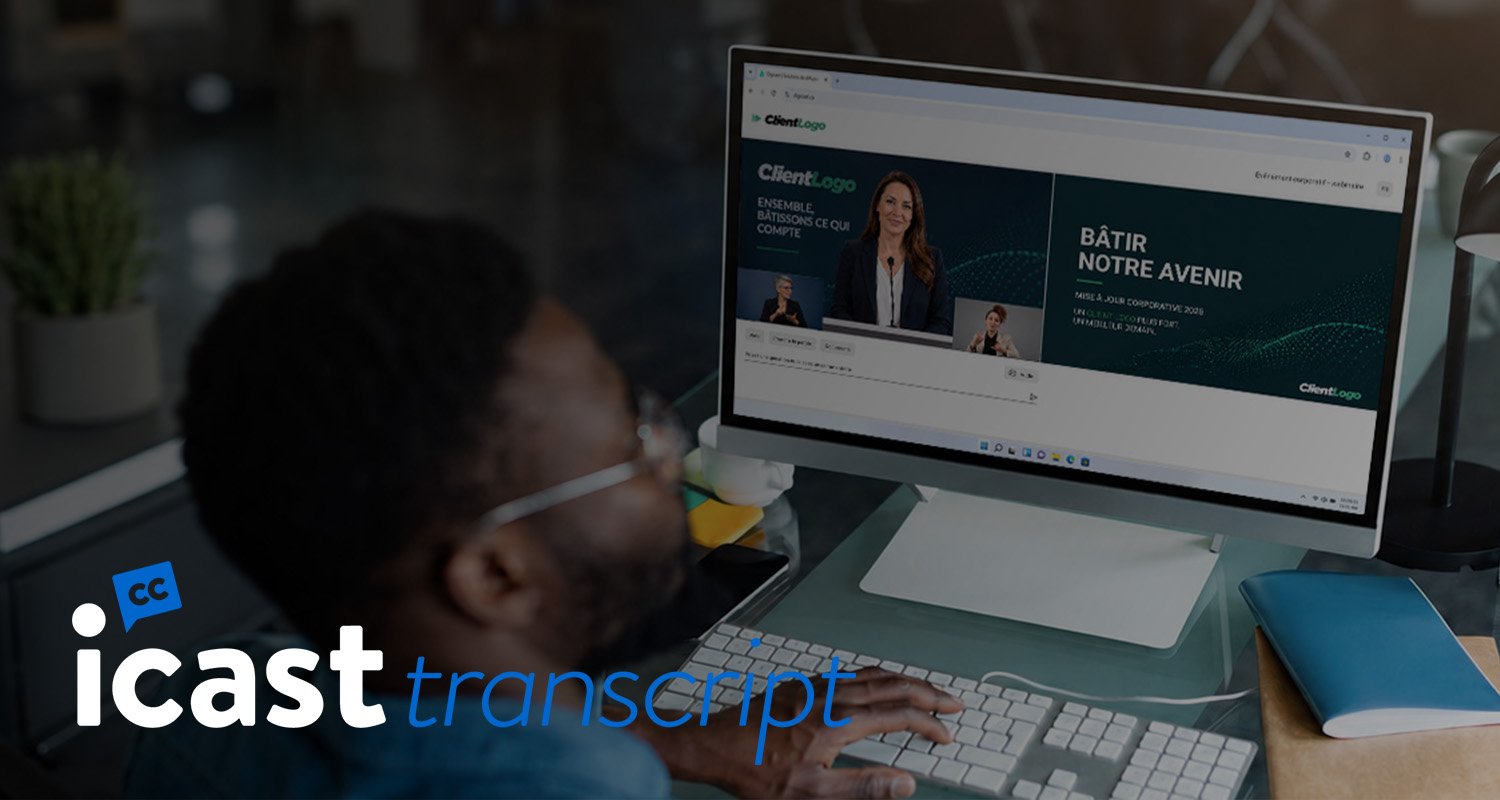 Professionnel consultant un événement accessible avec la solution icastTranscript.